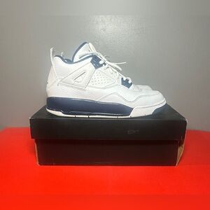 Jordan 4 Columbia Size 5Y